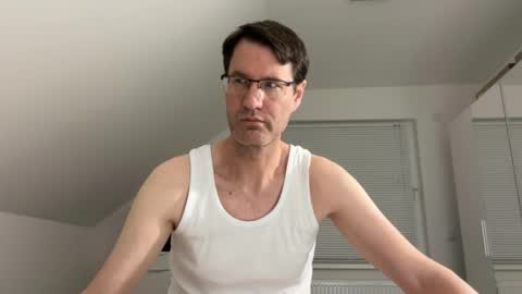 zzz123_cam online show from 04/18/26, 03:16