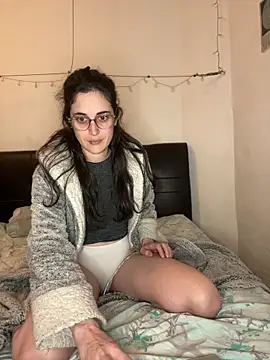 Lunaabbey online show from 03/29/26, 09:15