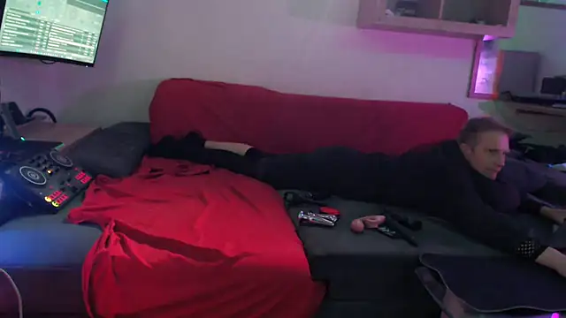 davidgntxxxxx online show from 04/07/26, 05:57