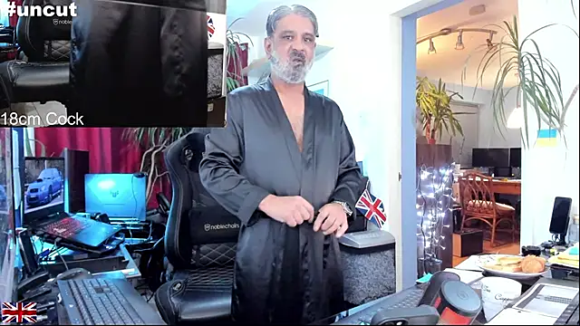 OnlineBossUK online show from 10/28/25, 08:44