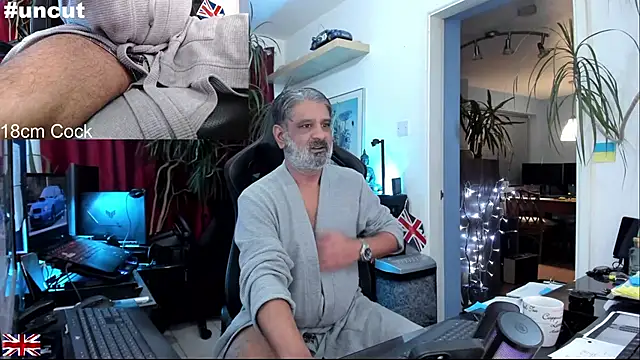 OnlineBossUK online show from 11/01/25, 03:08