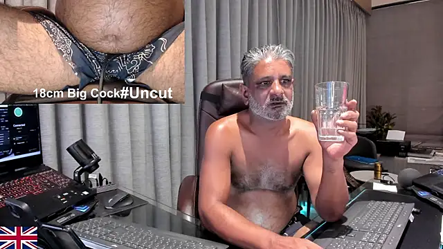 OnlineBossUK online show from 06/20/26, 08:39