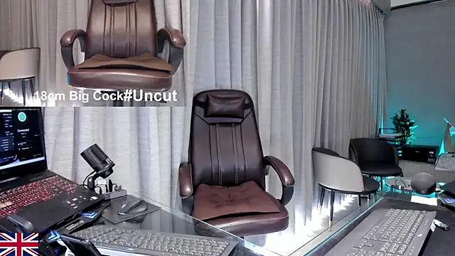OnlineBossUK online show from 07/13/26, 02:36