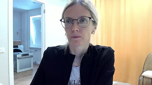 angelmommu online show from 10/12/25, 06:45