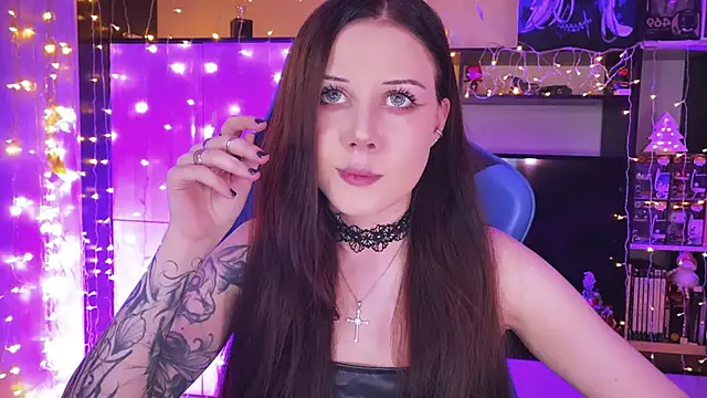 Snapshot of jasminevine chatting on 12/13/24, 03:49 jasminevine online show from 12/13/24, 03:49