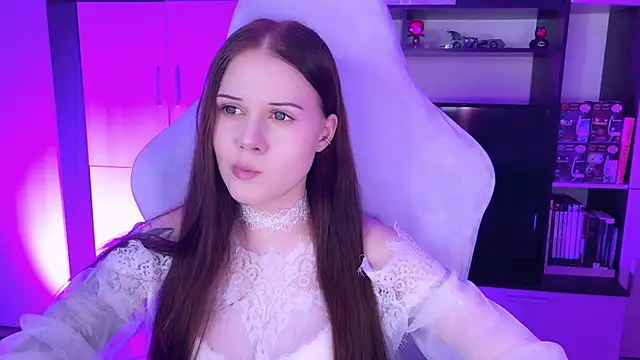 Snapshot of jasminevine chatting on 02/05/25, 12:31 jasminevine online show from 02/05/25, 12:31