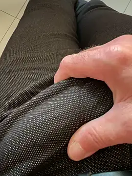 Snapshot of buodiculo chatting on 02/26/25, 04:35 buodiculo online show from 02/26/25, 04:35