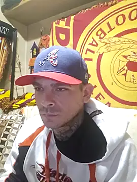 Snapshot of DADDY_KANE8--- chatting on 02/13/25, 09:20 DADDY KANE8--- online show from 02/13/25, 09:20