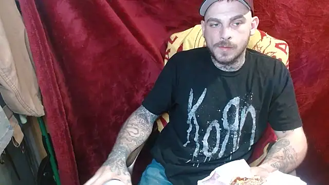 Snapshot of DADDY_KANE8--- chatting on 03/13/25, 08:11 DADDY KANE8--- online show from 03/13/25, 08:11