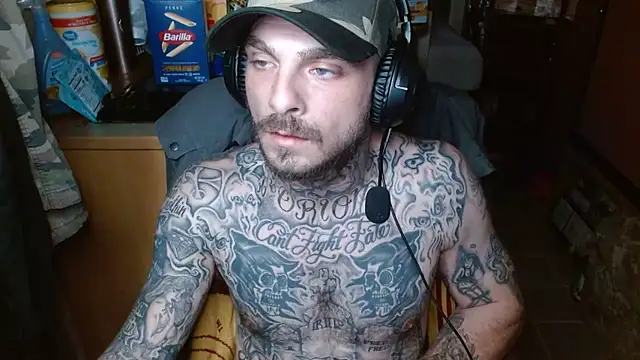 Snapshot of DADDY_KANE8--- chatting on 03/23/25, 03:54 DADDY KANE8--- online show from 03/23/25, 03:54