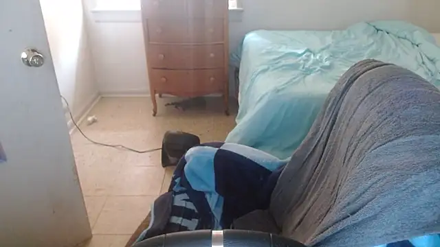 Snapshot of DADDY_KANE8--- chatting on 10/24/25, 06:04 DADDY KANE8--- online show from 10/24/25, 06:04