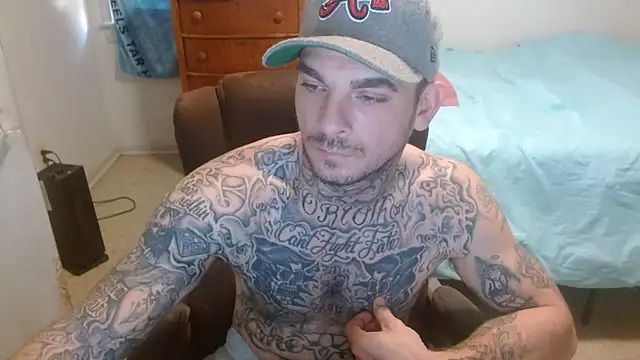 Snapshot of DADDY_KANE8--- chatting on 11/03/25, 03:24 DADDY KANE8--- online show from 11/03/25, 03:24