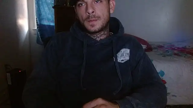 Snapshot of DADDY_KANE8--- chatting on 11/04/25, 01:32 DADDY KANE8--- online show from 11/04/25, 01:32