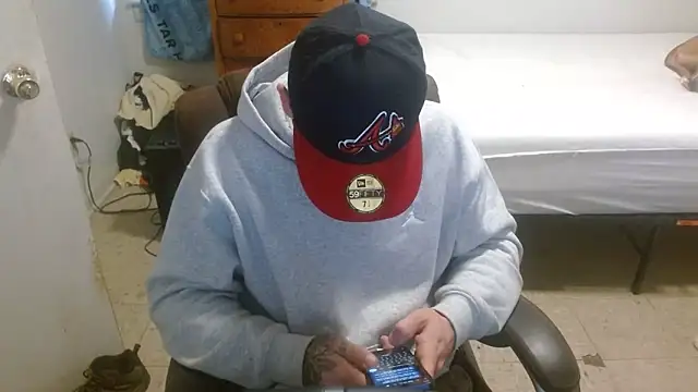 Snapshot of DADDY_KANE8--- chatting on 11/16/25, 04:12 DADDY KANE8--- online show from 11/16/25, 04:12