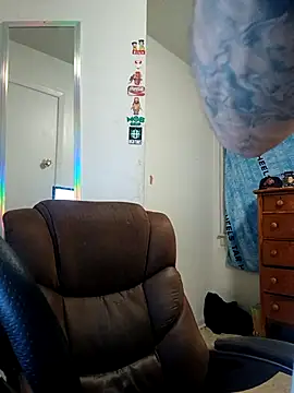 Snapshot of DADDY_KANE8--- chatting on 11/28/25, 11:40 DADDY KANE8--- online show from 11/28/25, 11:40