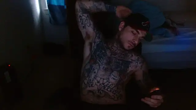 Snapshot of DADDY_KANE8--- chatting on 11/30/25, 07:40 DADDY KANE8--- online show from 11/30/25, 07:40