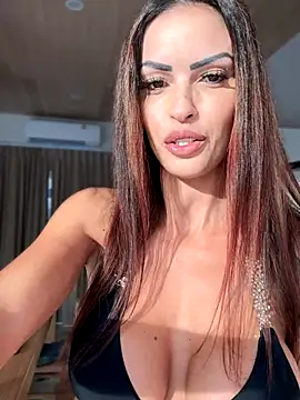 Snapshot of Helena_Karel chatting on 10/11/25, 10:14 Helena Karel online show from 10/11/25, 10:14