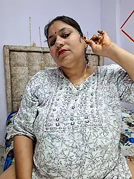 MOM-SUN-COUPLE online show from 03/12/25, 04:13