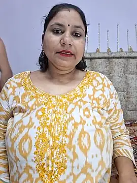 MOM-SUN-COUPLE online show from 03/21/25, 05:23