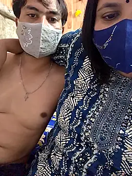 MOM-SUN-COUPLE online show from 09/11/25, 05:13