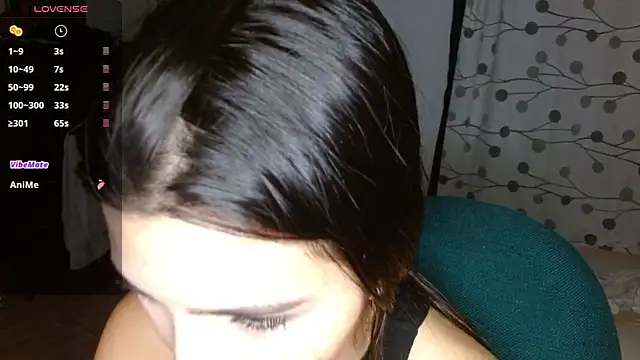 mia  lopez  online show from 12/29/24, 01:45