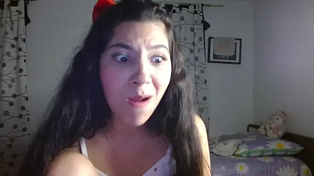 mia  lopez  online show from 02/12/25, 04:12