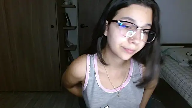 mia  lopez  online show from 04/03/26, 04:21