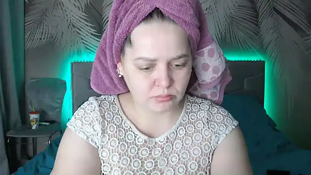 uliastar online show from 01/14/25, 06:45