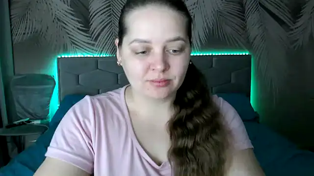 uliastar online show from 01/25/25, 08:42