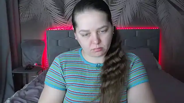 uliastar online show from 02/02/25, 04:37