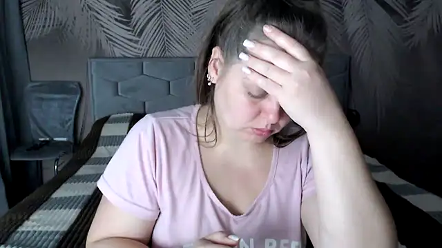 uliastar online show from 09/29/25, 06:40