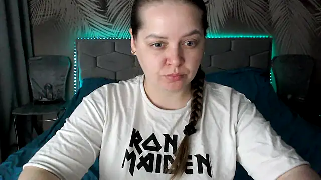 uliastar online show from 03/12/26, 07:25