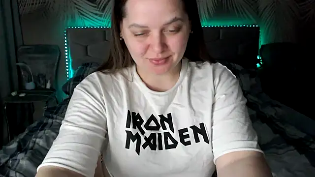 uliastar online show from 03/25/26, 07:36