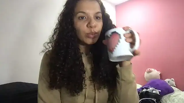 gatubelahot online show from 03/12/25, 11:01