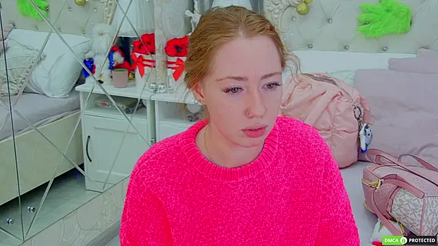 TinaBrook online show from 12/19/25, 03:57