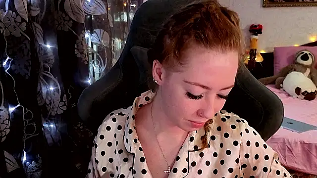 TinaBrook online show from 02/17/26, 04:31