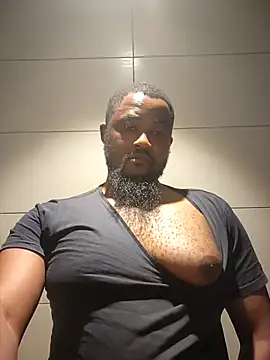 Snapshot of douksm chatting on 02/13/25, 02:31 douksm online show from 02/13/25, 02:31