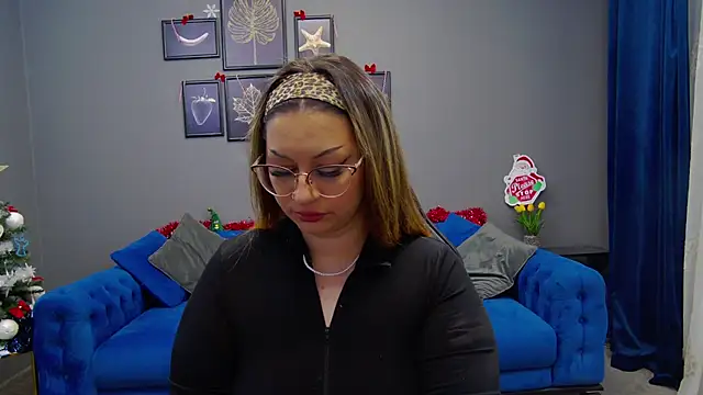 Snapshot of Katewalker_ chatting on 12/11/24, 08:39 Katewalker online show from 12/11/24, 08:39