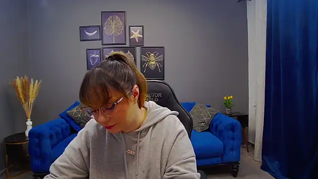 Snapshot of Katewalker_ chatting on 01/08/25, 06:09 Katewalker online show from 01/08/25, 06:09