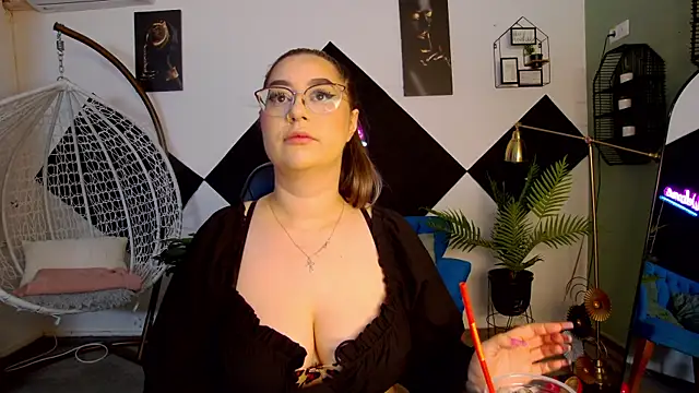 Katewalker  online show from 07/05/26, 07:10