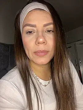 martina contreras online show from 02/10/26, 04:05