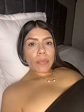 martina contreras online show from 03/18/26, 06:05