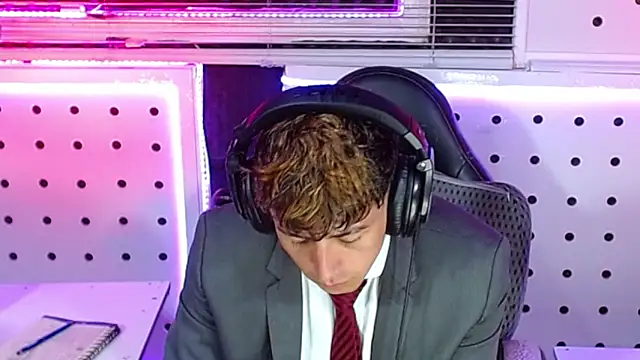 Darko0717 online show from 09/24/25, 11:46