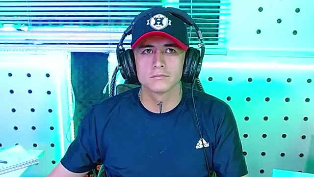 Darko0717 online show from 12/05/25, 01:47