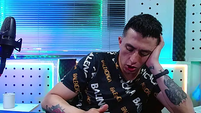 Darko0717 online show from 04/13/26, 01:00