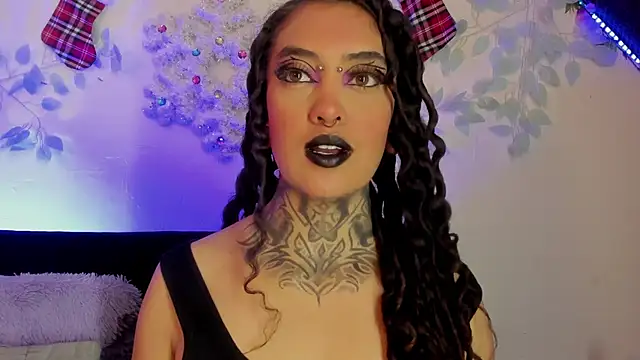 Cata green online show from 12/19/24, 06:34