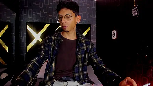 noha y andreu01 online show from 06/04/26, 12:11