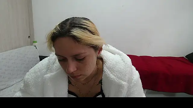 MommyMiaWs online show from 03/15/25, 06:32