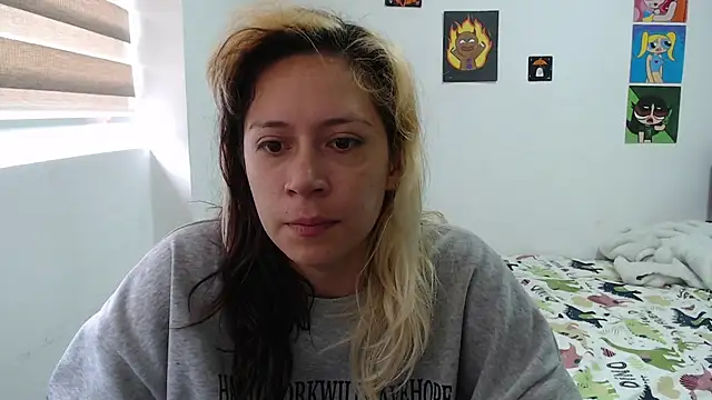 MommyMiaWs online show from 10/13/25, 01:33