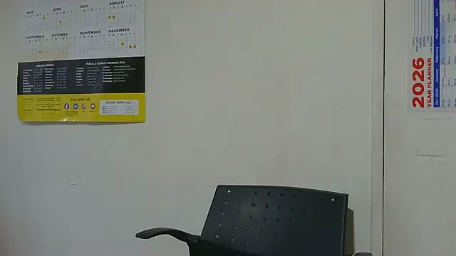 sluttylaura21 online show from 02/18/26, 05:14